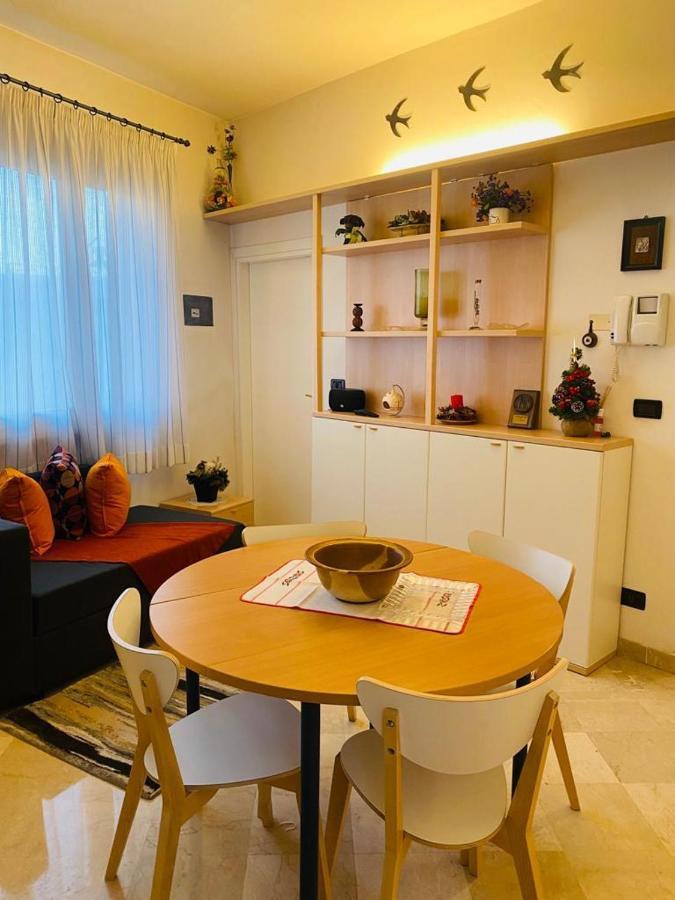 Veba Ferrara Centro Apartment Bagian luar foto